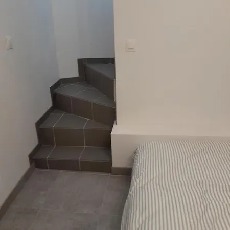 Maison Duplex & Sur Cour Gæstehus *